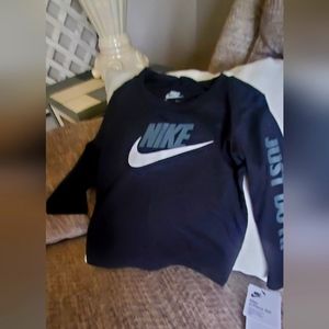 Nike cotton long sleeve babies shirt